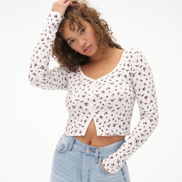 NWT Aeropostale Long Sleeve Floral Button-Front Crop Top Small - Picture 1 of 8
